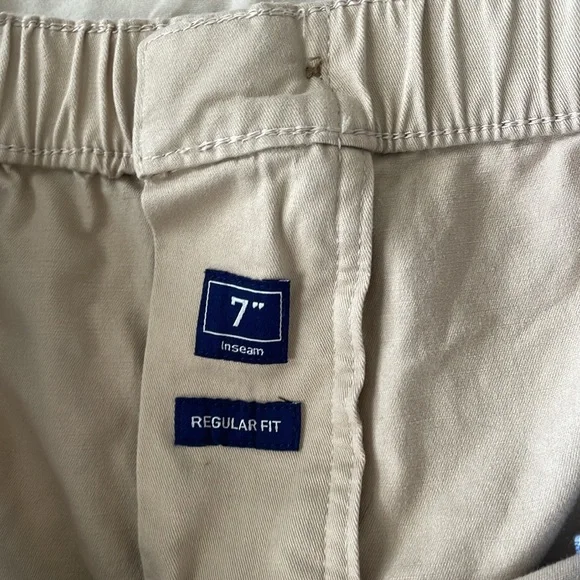 Chubbies 7 inch Regular Fit Khaki Shorts - Picture 4 of 5